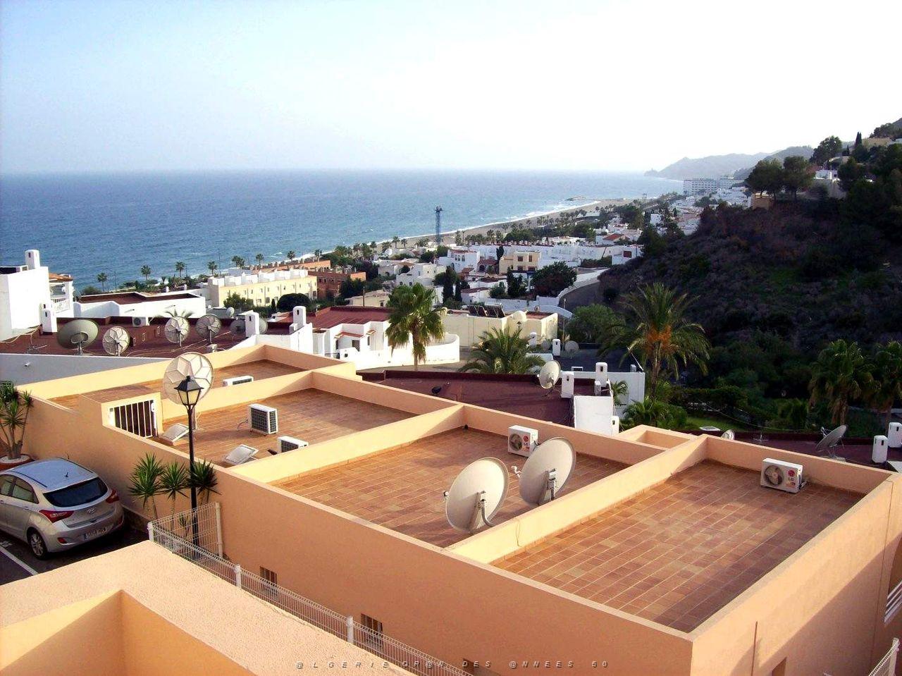 vue sur les plages.JPG